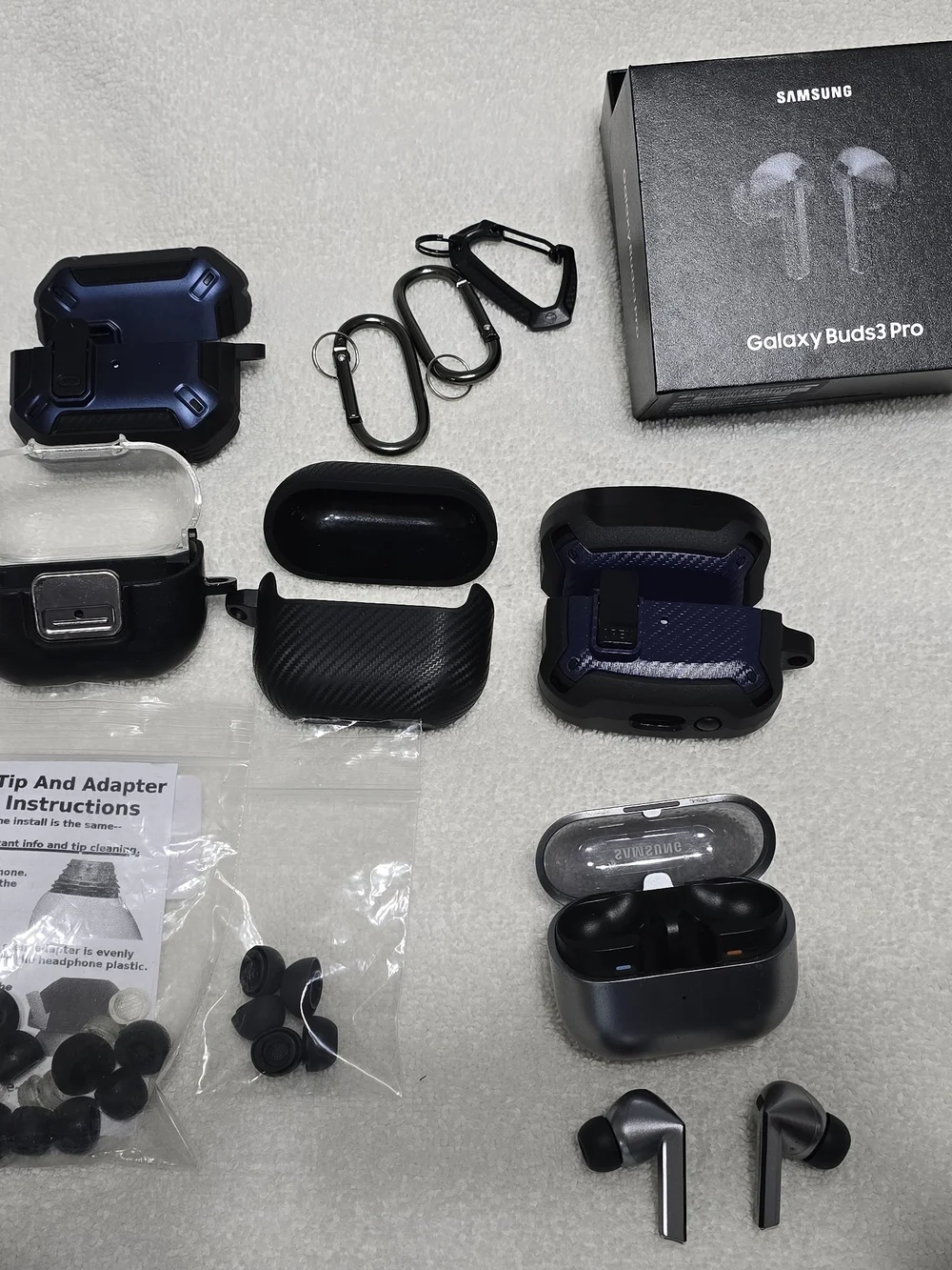 Samsung Galaxy Buds3 Pro Earbuds with Charging Case - Black